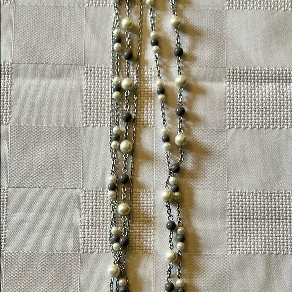 𝅺lia Sophia Necklace - Picture 4 of 5